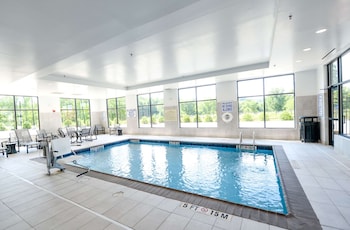 hampton inn and suites lenoir