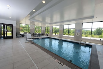 hampton inn and suites lenoir