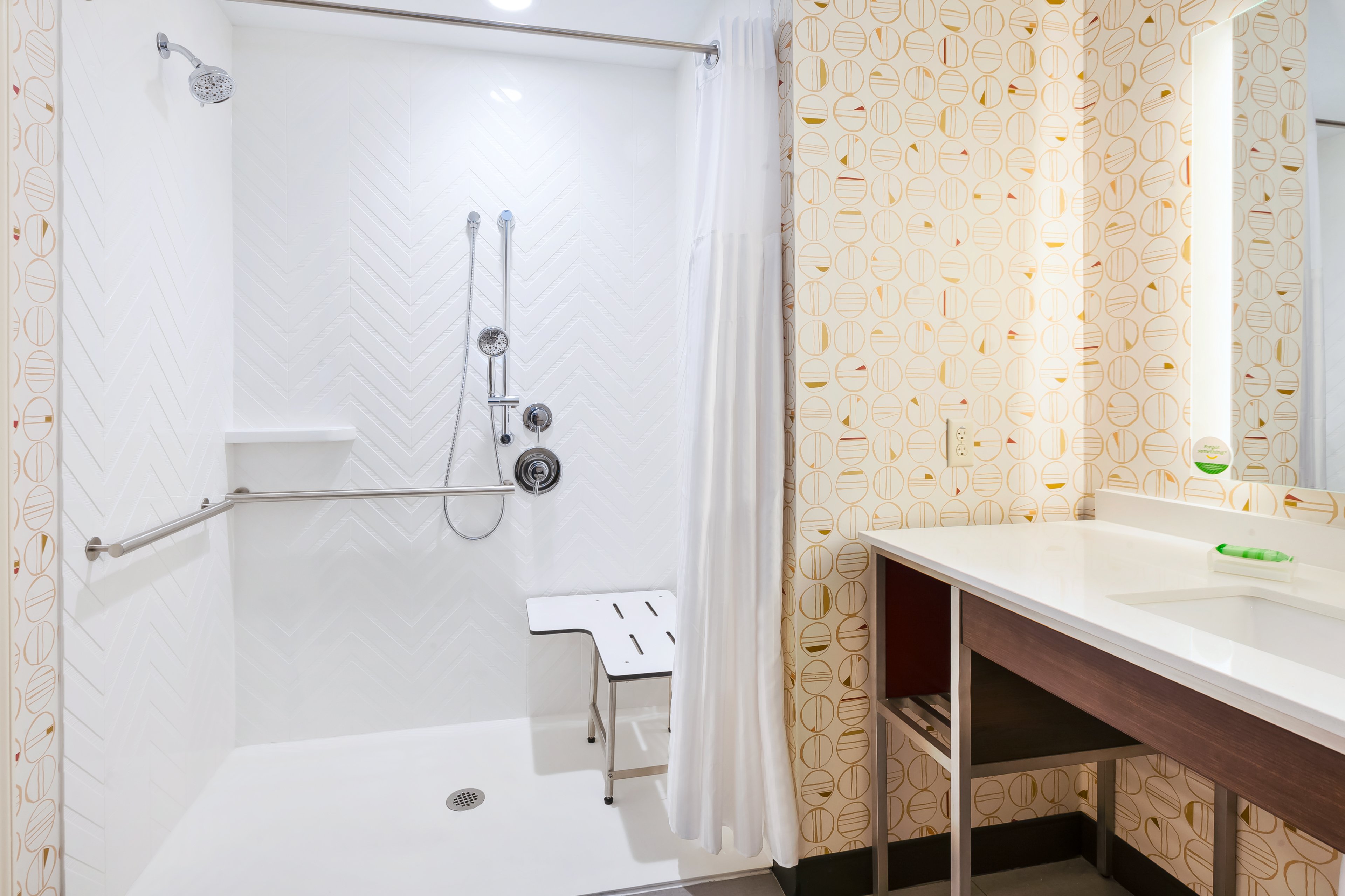 holiday inn and suites toledo southwest perrysburg