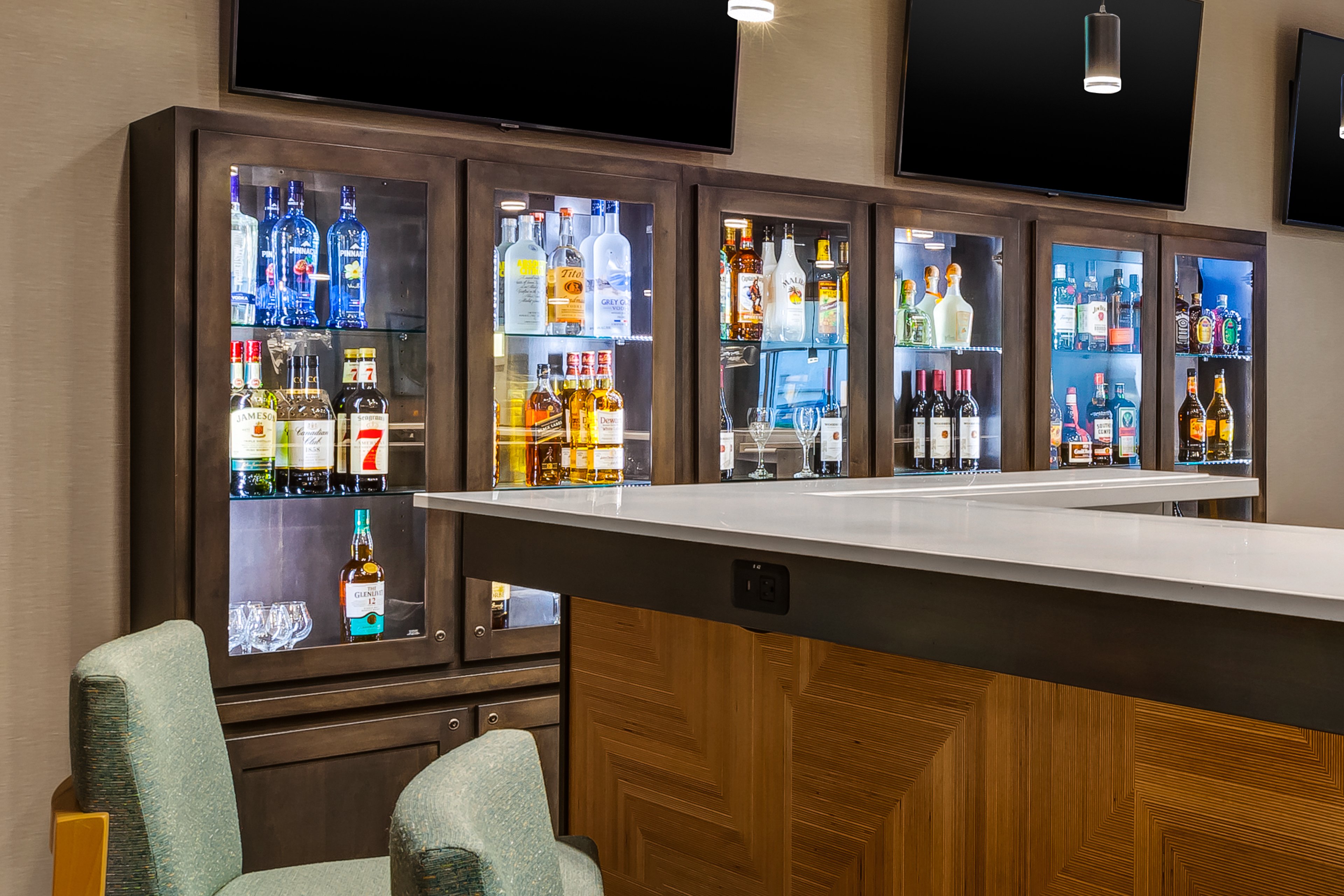holiday inn and suites toledo southwest perrysburg