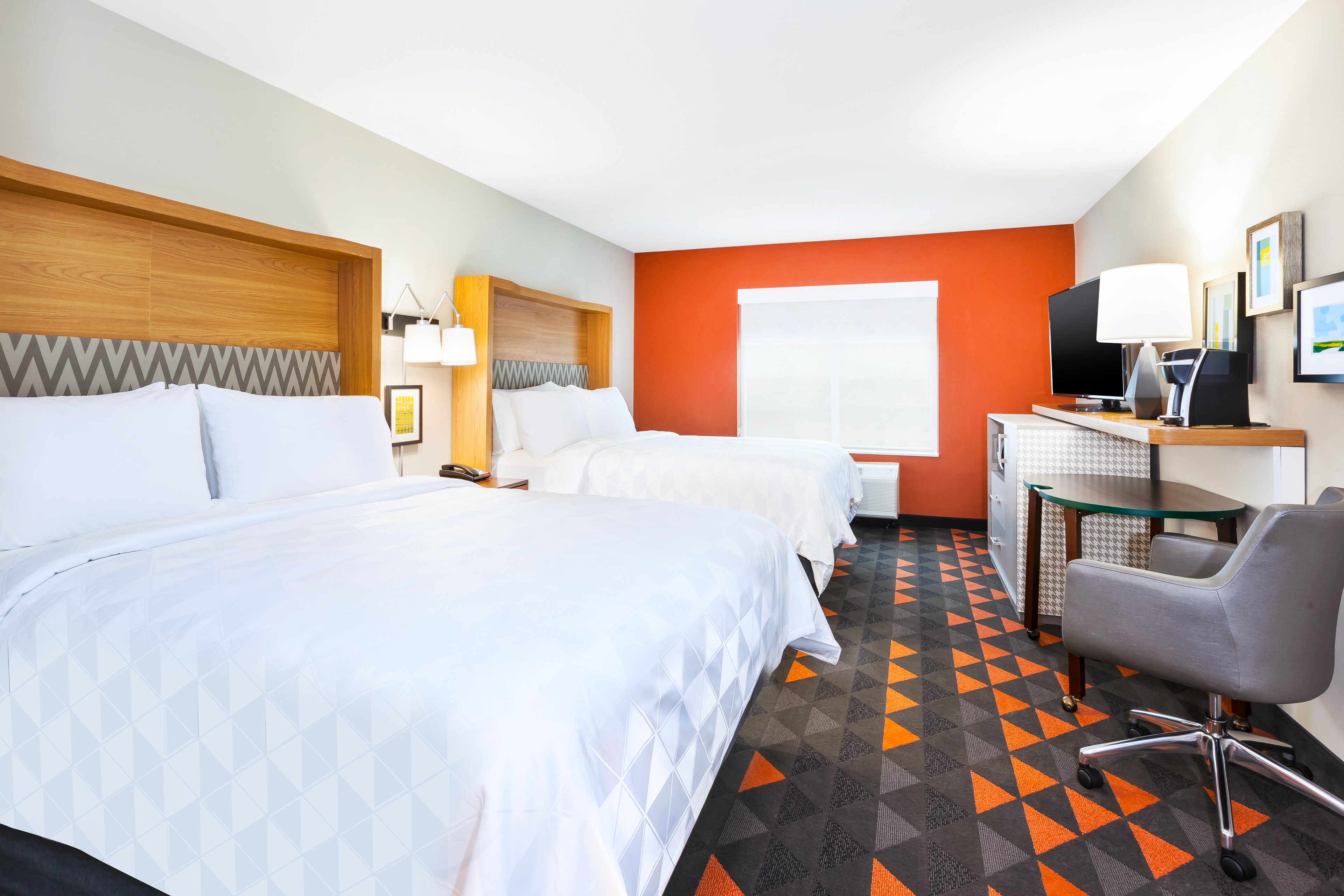 holiday inn and suites toledo southwest perrysburg