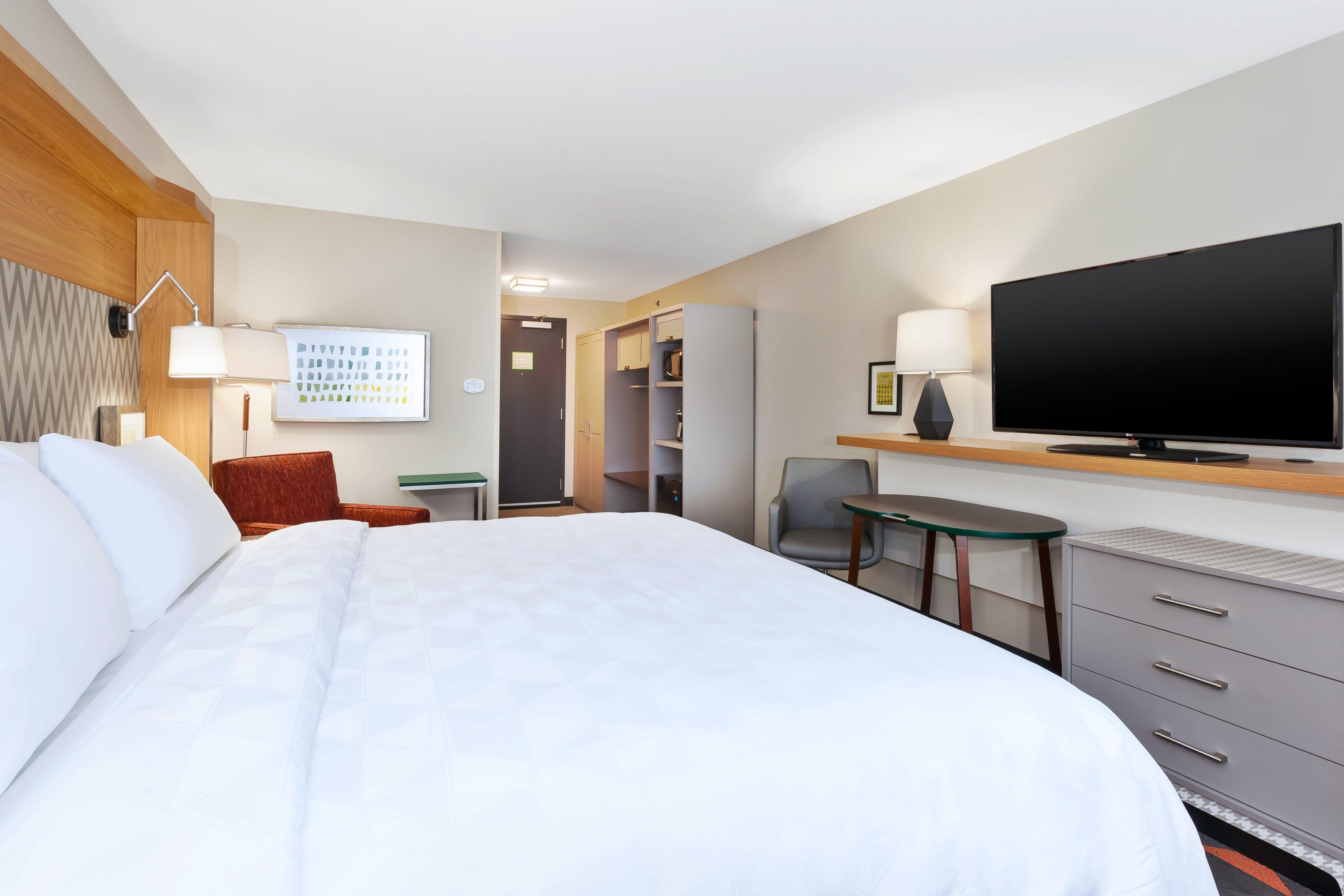 holiday inn and suites toledo southwest perrysburg