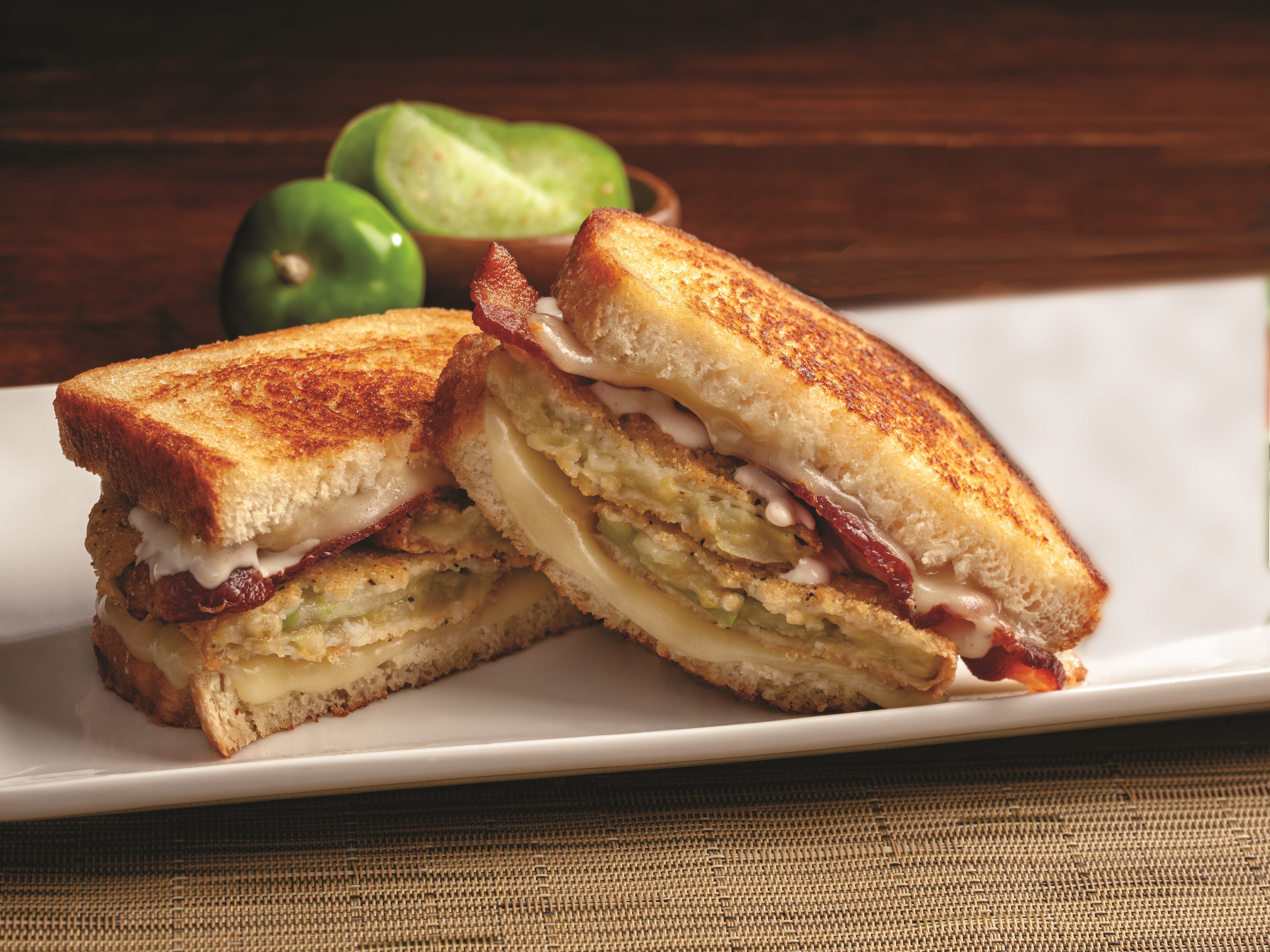 holiday inn and suites toledo southwest perrysburg