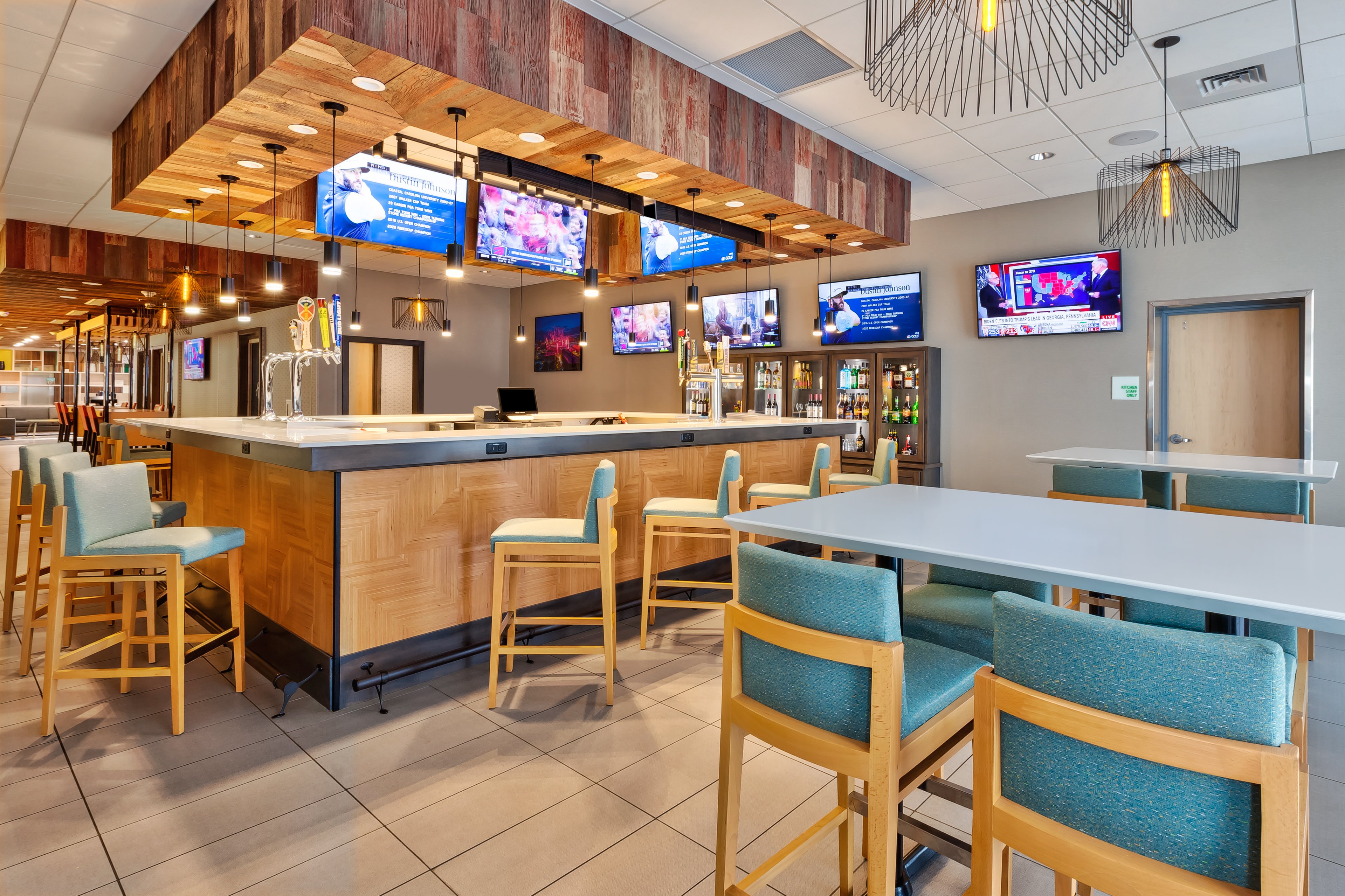 holiday inn and suites toledo southwest perrysburg