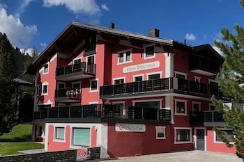 aparthotel grischuna