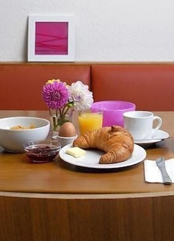 hotel tessin