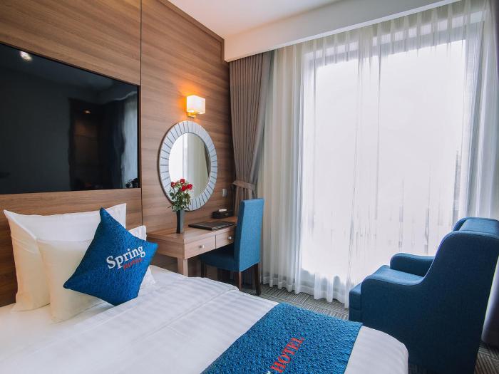 spring hotel hanoi