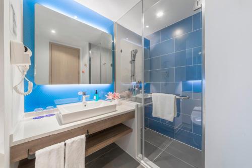 holiday inn express shanghai gubei an ihg hotel