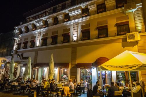 villa anticus adults only