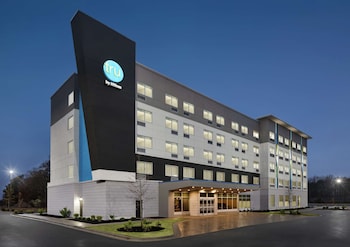 tru by hilton greenville woodruff road