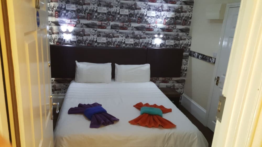 portsmouth budget hotels