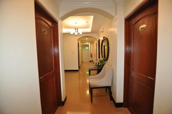 west loch park hotel vigan