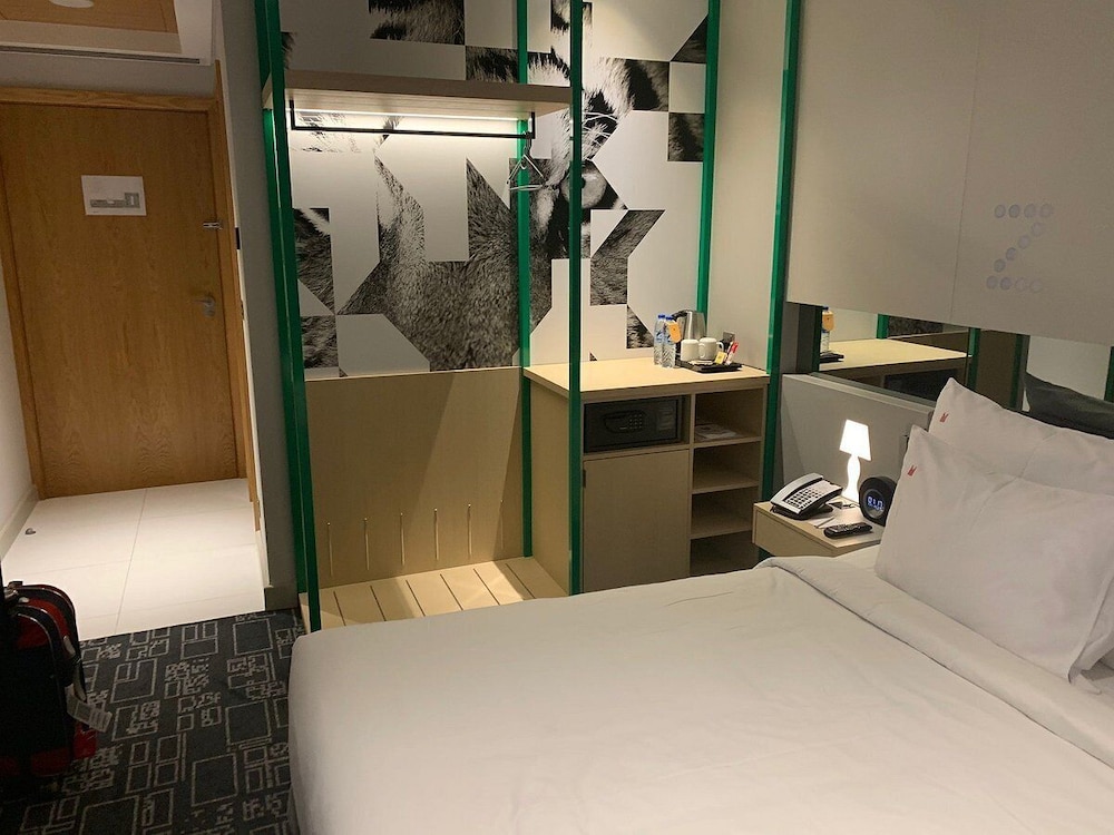 studio m arabian plaza hotel and hotel apartments