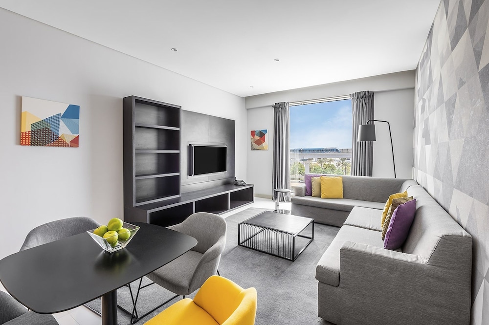 studio m arabian plaza hotel and hotel apartments