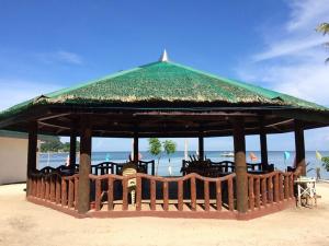 se san beach resort isla de gigantes