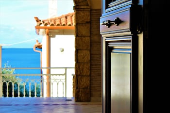 Sofotel,Kalamata>>Costa Navarino,3 star
