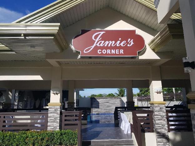 villa esmeralda bryans resort hotel and restaurant