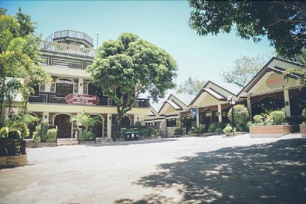 villa esmeralda bryans resort hotel and restaurant