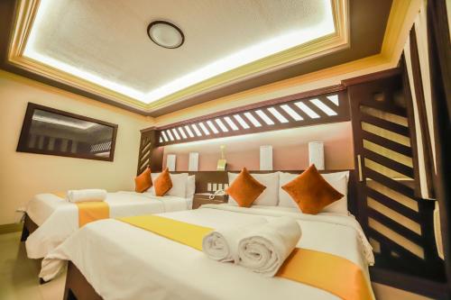 villa esmeralda bryans resort hotel and restaurant