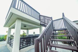 villa esmeralda bryans resort hotel and restaurant