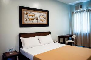 seasons hotel sablayan