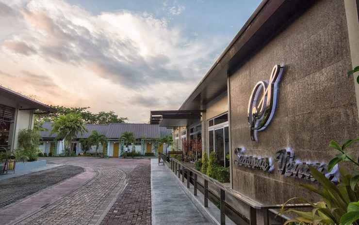 seasons hotel sablayan