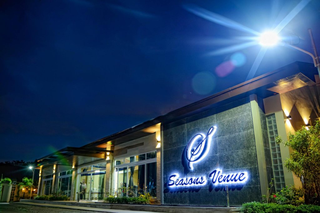 seasons hotel sablayan