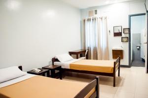 seasons hotel sablayan