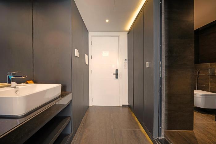 the code hotel and spa