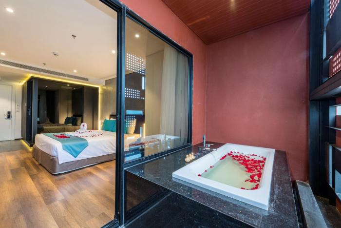 the code hotel and spa