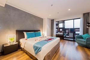 the code hotel and spa