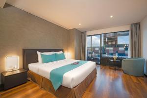 the code hotel and spa