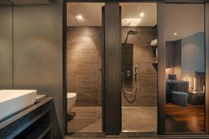 the code hotel and spa