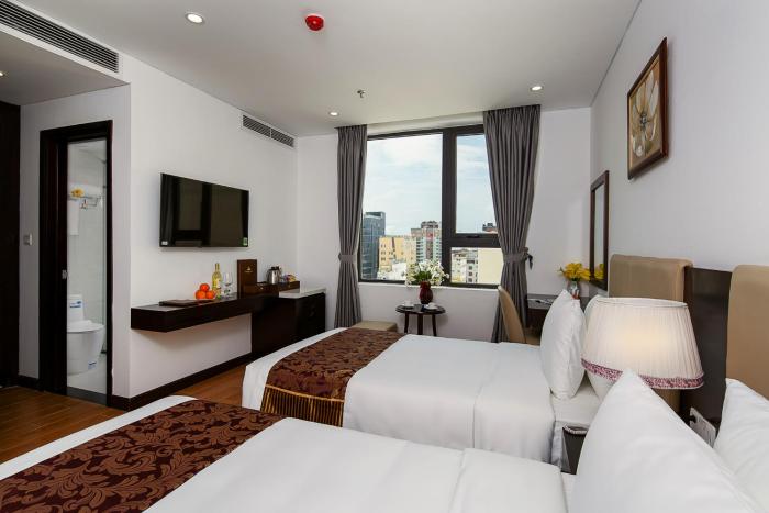 golden line danang hotel