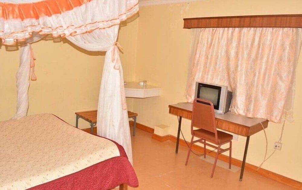 racecourse inn hotel