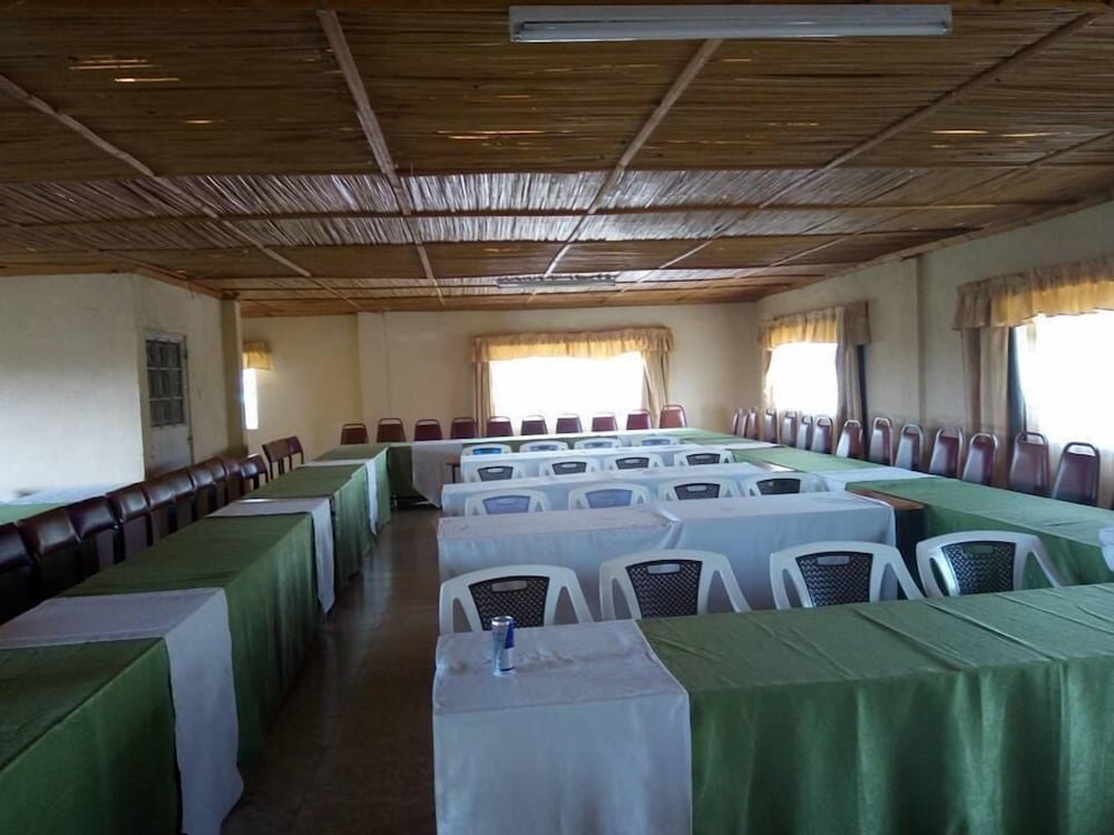 racecourse inn hotel