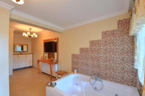 sweet home river hotel