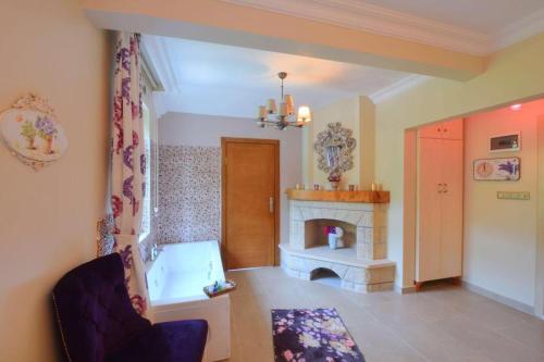 sweet home river hotel