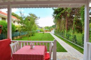 sweet home river hotel