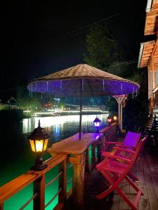 sweet home river hotel