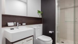 oaks melbourne southbank suites