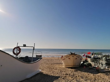 Fonte Da Telha Beach Hostel,,3 star