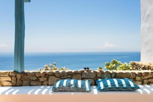 agl luxury villas