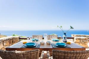 agl luxury villas