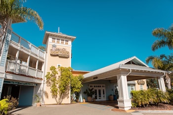 avila lighthouse suites