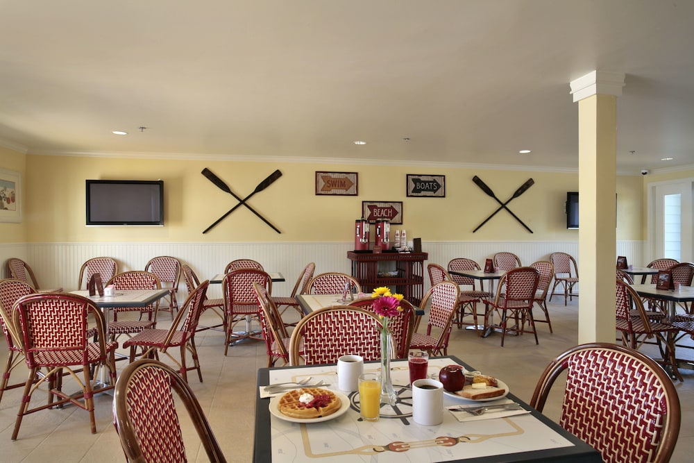 avila lighthouse suites
