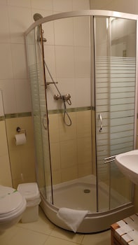 pensiunea vlahia inn