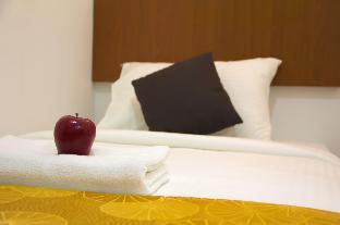 big apple hotel