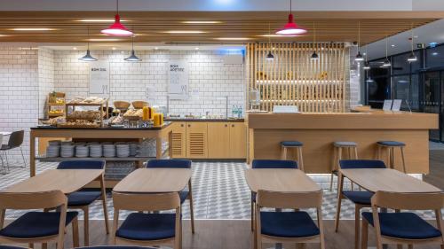 holiday inn express porto city center an ihg hotel