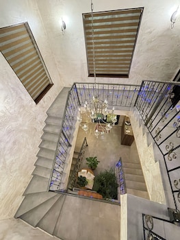 Hotel Elite House,Mestia>>Artskheli,3 star